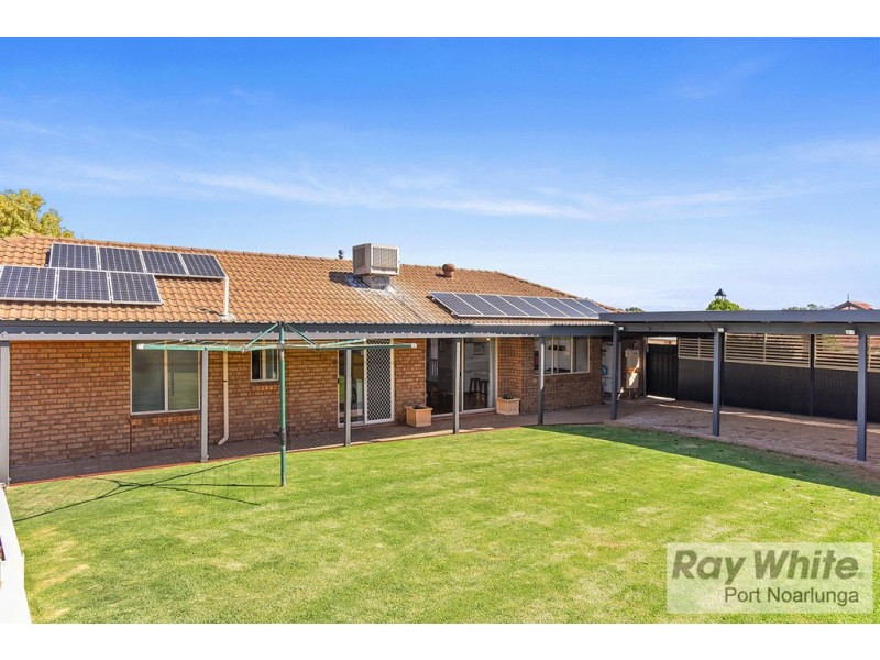 1 Vines Cross Crescent, Onkaparinga Hills SA 5163