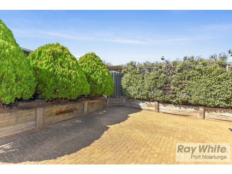 1 Vines Cross Crescent, Onkaparinga Hills SA 5163