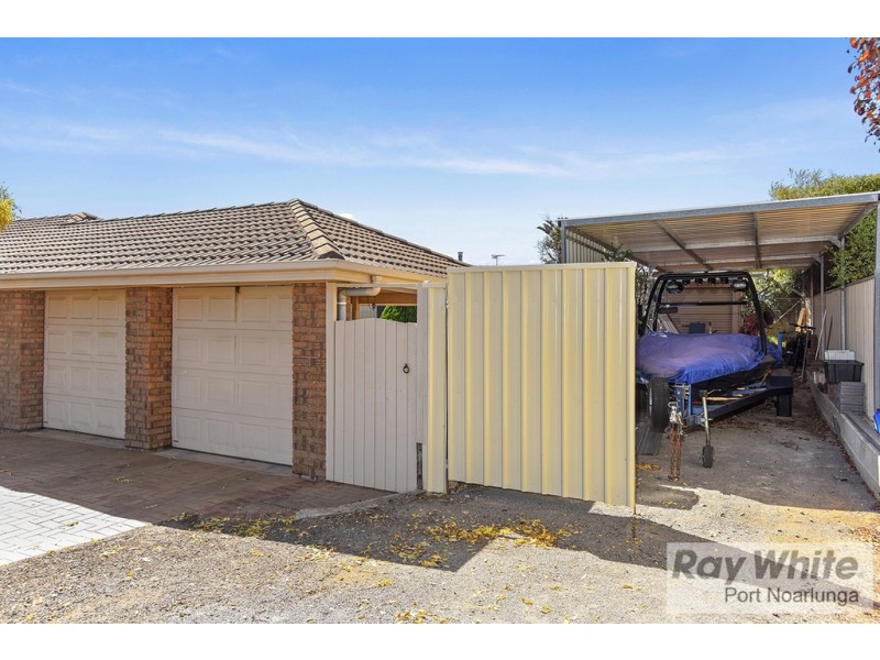 1 Vines Cross Crescent, Onkaparinga Hills SA 5163