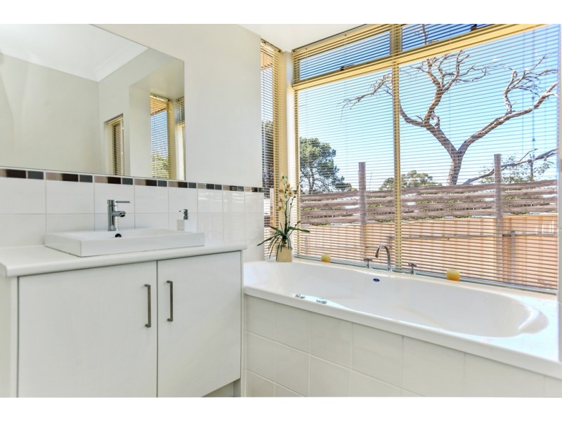 30 Waye Street, Mount Compass SA 5210
