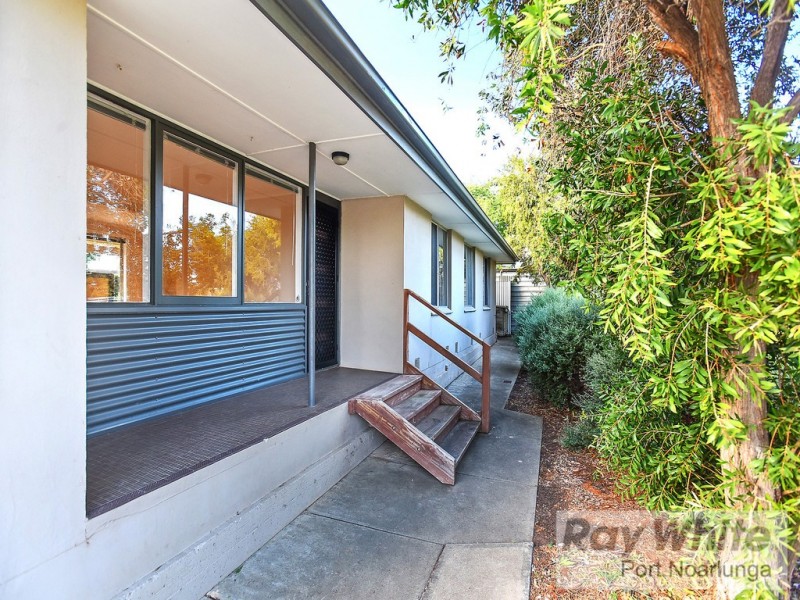 16 Gerard Street, Christie Downs SA 5164