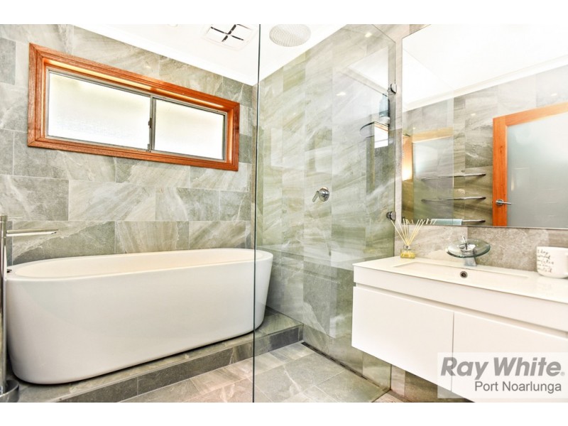 34 Cambridge Street, Port Noarlunga South SA 5167