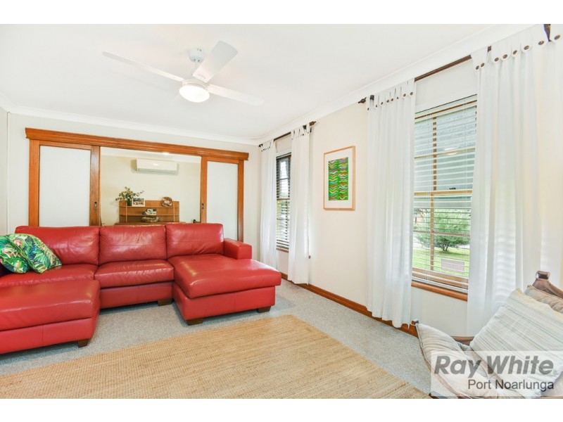 33 Kentwood Road, Morphett Vale SA 5162