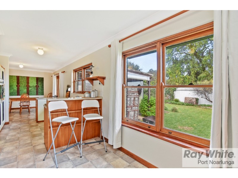 33 Kentwood Road, Morphett Vale SA 5162
