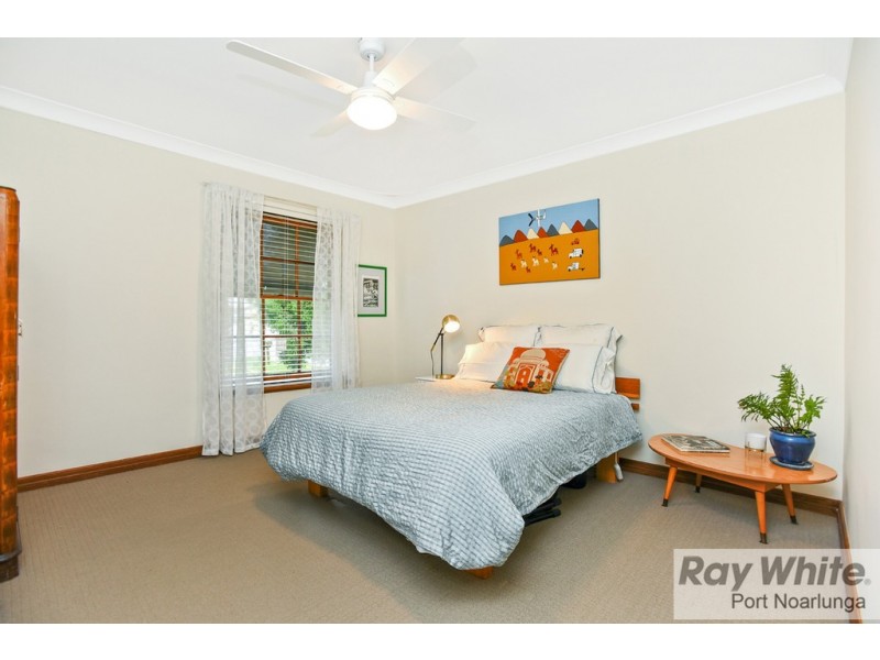 33 Kentwood Road, Morphett Vale SA 5162