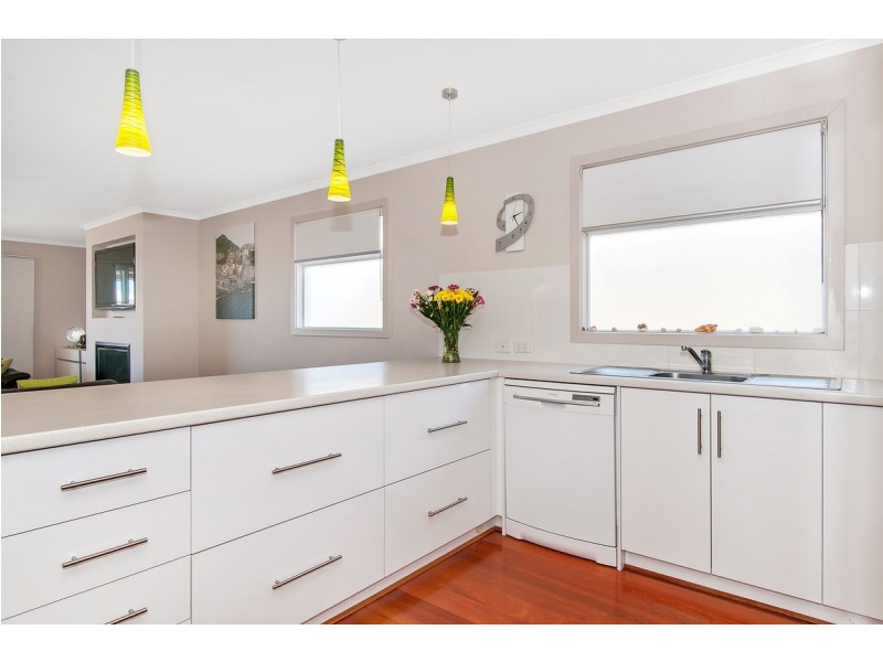 6 Bunbury Road, Port Noarlunga South SA 5167