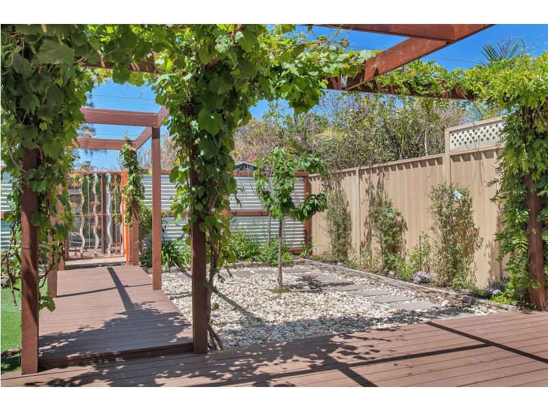 6 Bunbury Road, Port Noarlunga South SA 5167