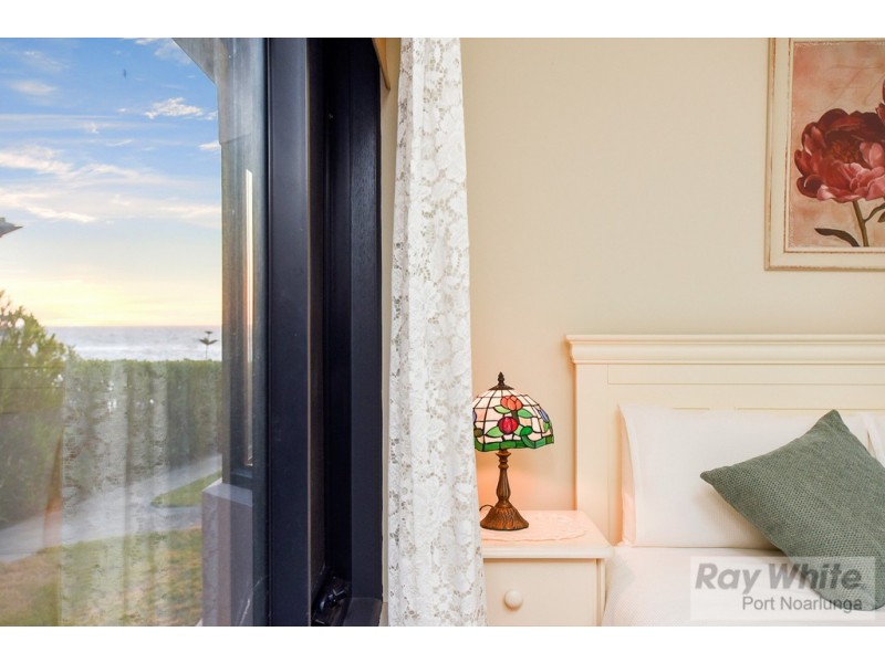 Unit 3, 97 Esplanade, Port Noarlunga SA 5167