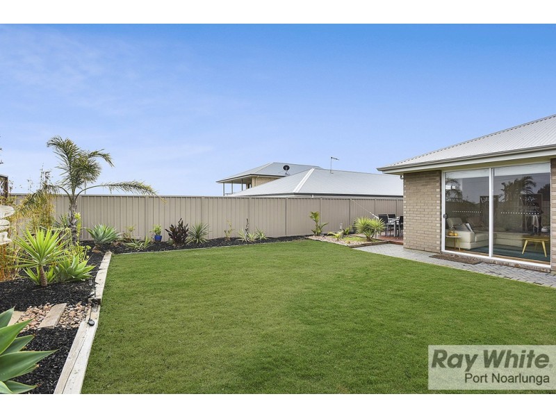 20 Freycinet Court, Seaford Rise SA 5169