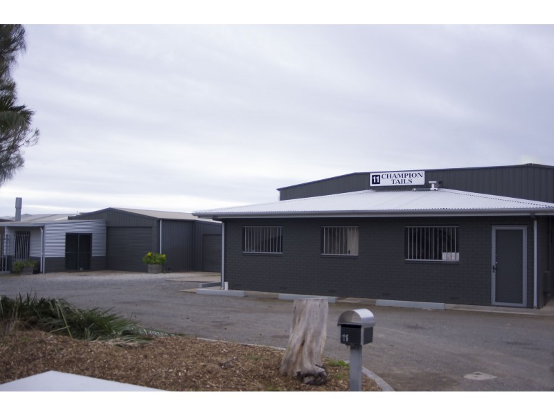 11 Waddikee Road, Lonsdale SA 5160
