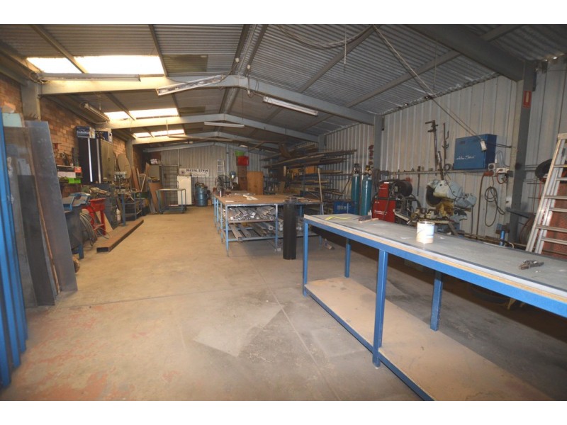 11 Waddikee Road, Lonsdale SA 5160