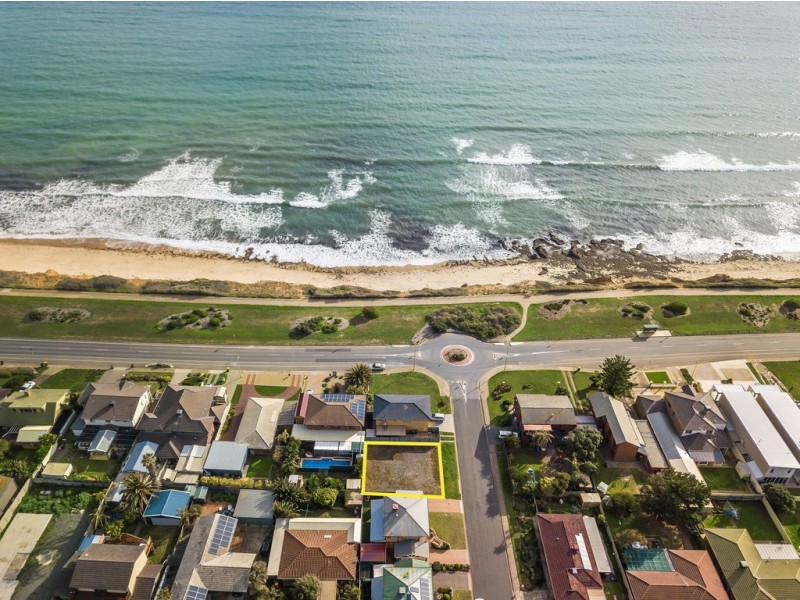2 Fleet Street, Seaford SA 5169
