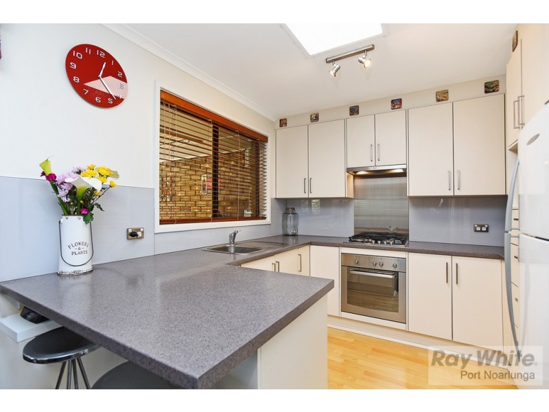 2 Nicolle Court, Happy Valley SA 5159