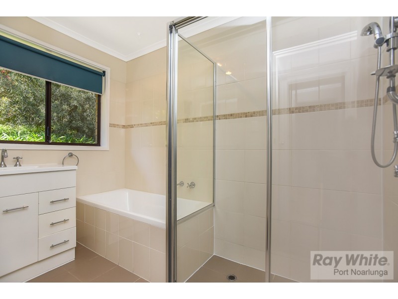 2 Nicolle Court, Happy Valley SA 5159