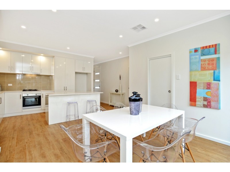 2 and 3 / 10 Leitch Avenue, Port Noarlunga SA 5167