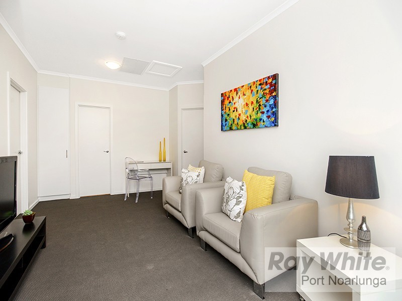 2 and 3 / 10 Leitch Avenue, Port Noarlunga SA 5167