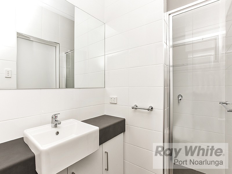 2 and 3 / 10 Leitch Avenue, Port Noarlunga SA 5167