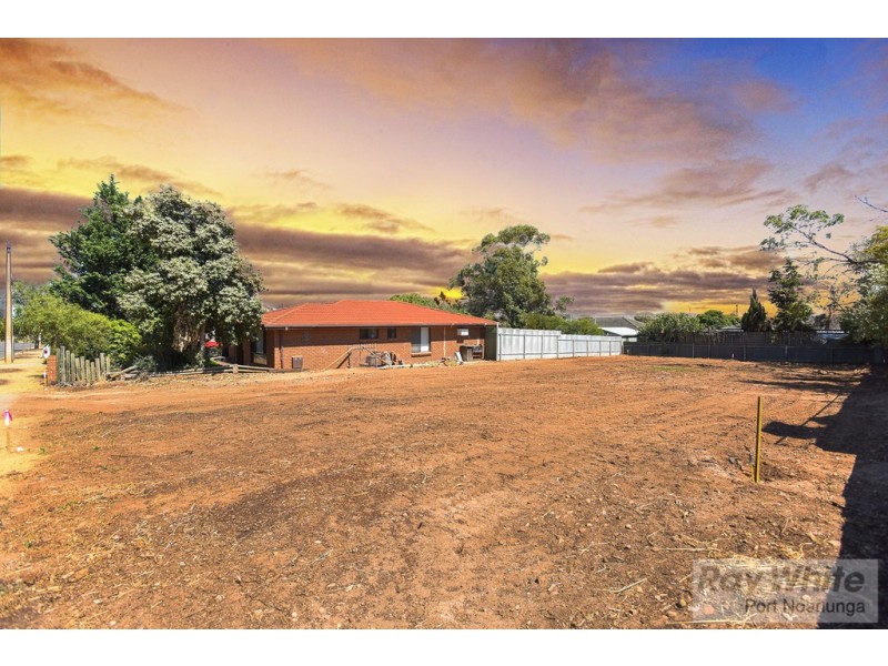7 and 7A Lynton Avenue, Christies Beach SA 5165