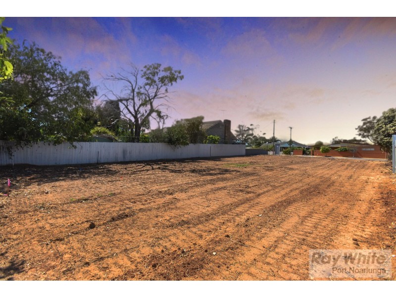 7 and 7A Lynton Avenue, Christies Beach SA 5165