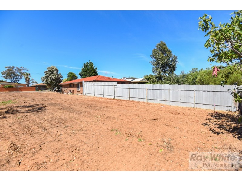 7 and 7A Lynton Avenue, Christies Beach SA 5165