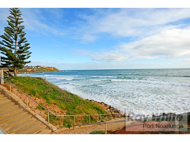 7 and 7A Lynton Avenue, Christies Beach SA 5165