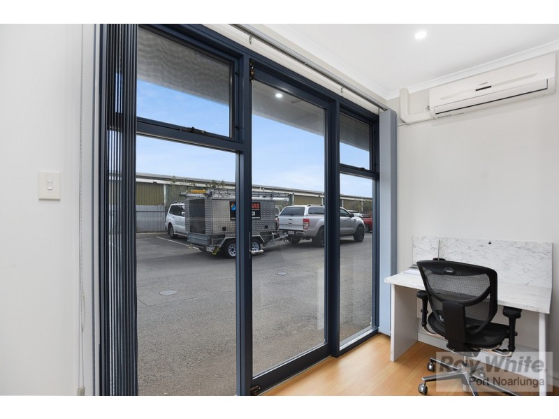 Unit 2, 25-27 Roxburgh Avenue, Lonsdale SA 5160