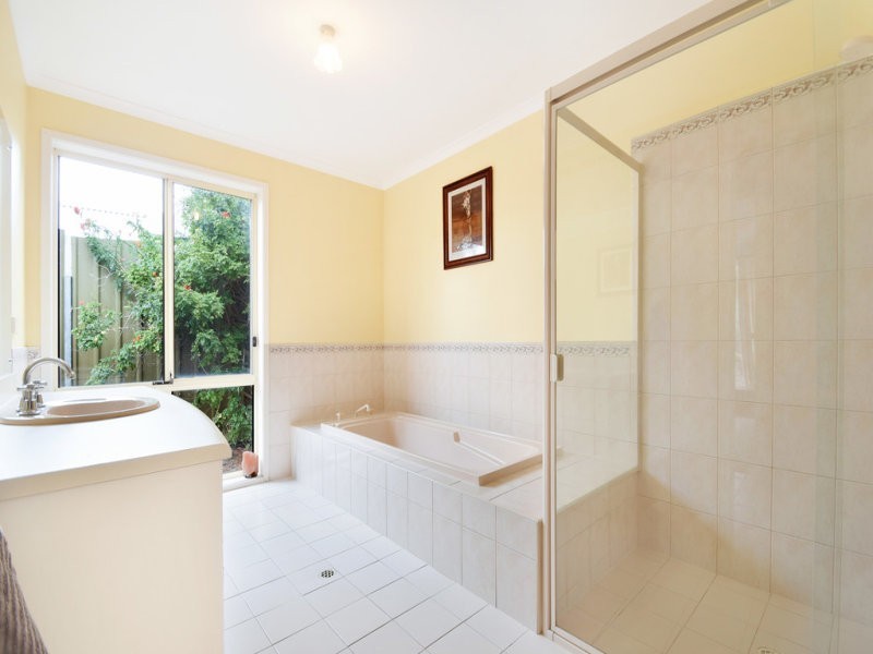 54 Second Avenue, Moana SA 5169