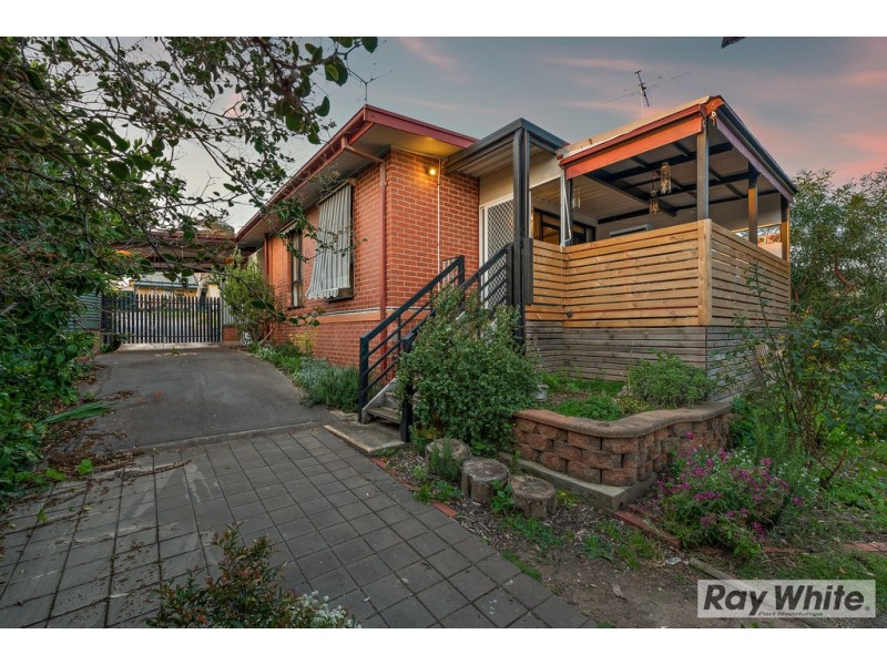 8 Maturin Avenue, Christies Beach SA 5165