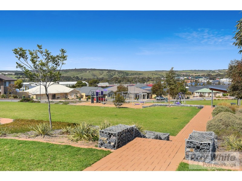 29 Jackstaff Road, Seaford Meadows SA 5169