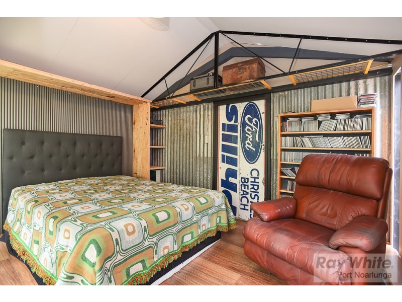 15 Cocking Road, Christies Beach SA 5165
