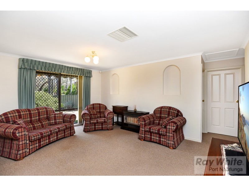 4 Archer Court, Morphett Vale SA 5162