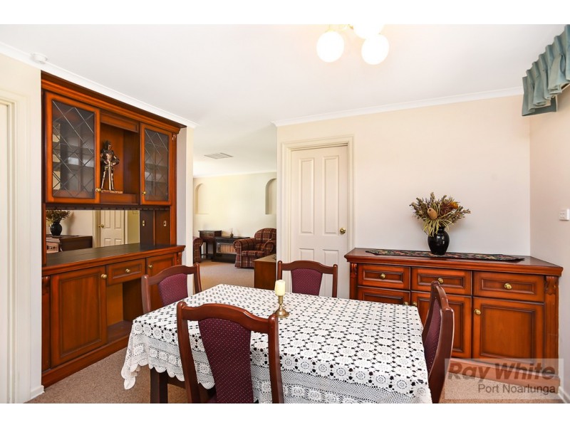 4 Archer Court, Morphett Vale SA 5162