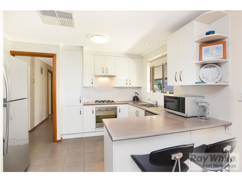 23 Kalgoorlie Avenue, Port Noarlunga South SA 5167