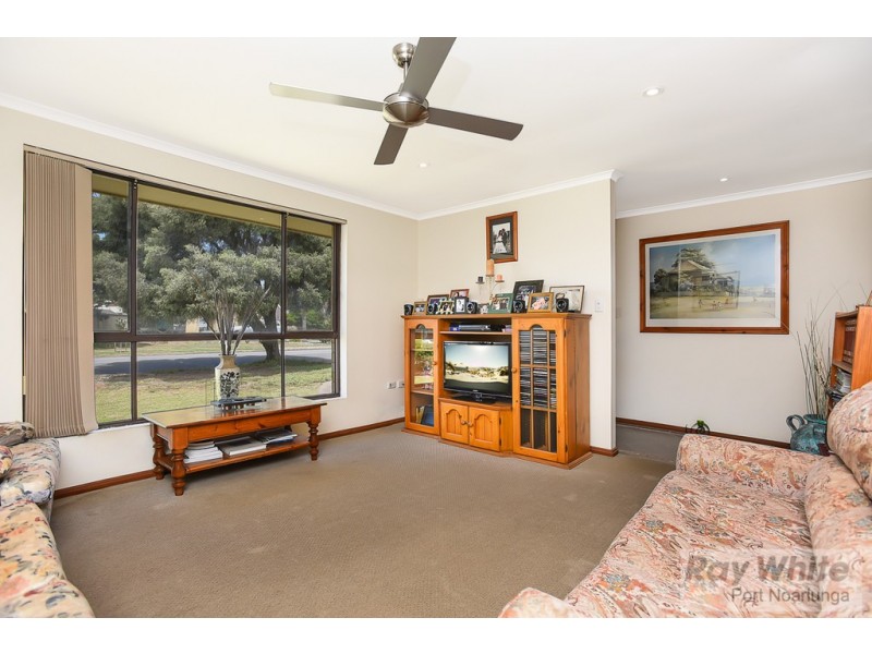 23 Kalgoorlie Avenue, Port Noarlunga South SA 5167