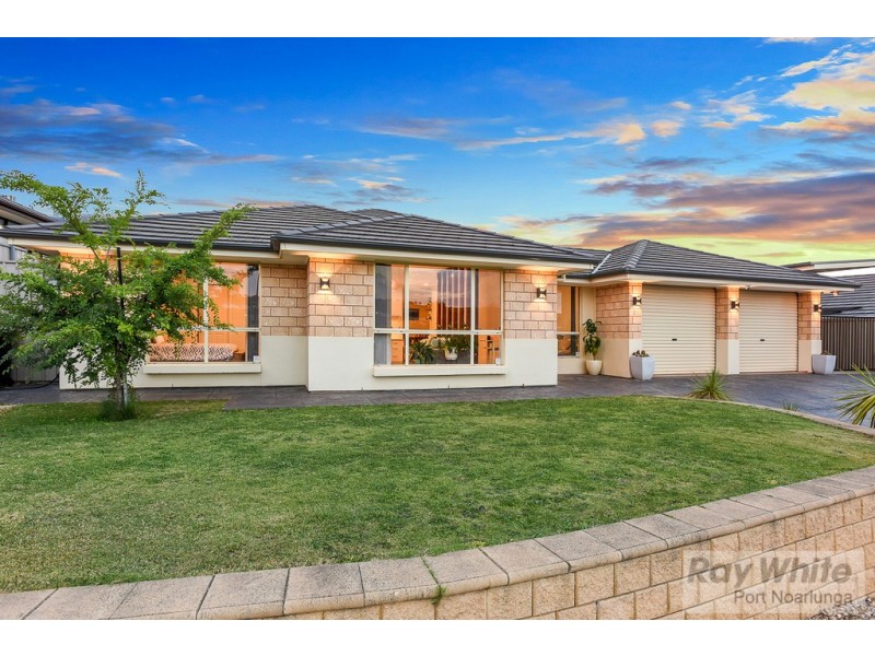 31 Esperance Boulevard, Seaford Rise SA 5169