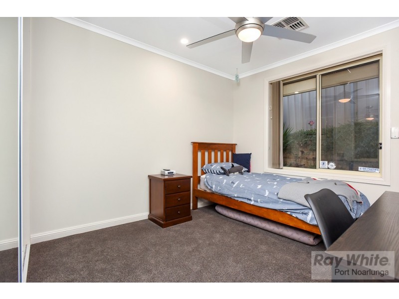 31 Esperance Boulevard, Seaford Rise SA 5169
