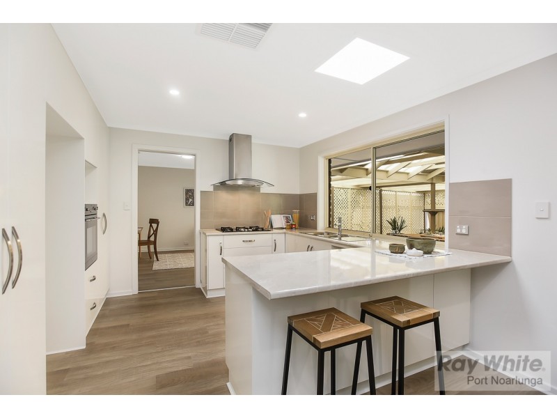 6 Petrel Close, Seaford Rise SA 5169
