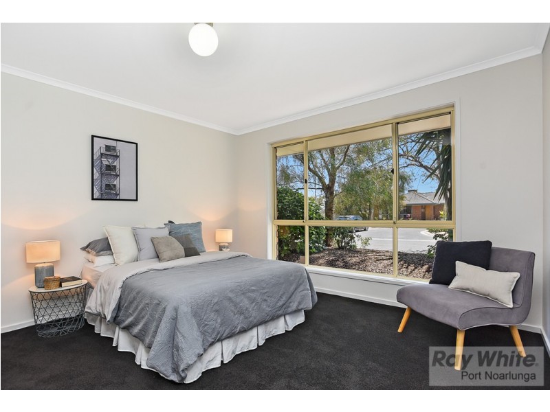 6 Petrel Close, Seaford Rise SA 5169