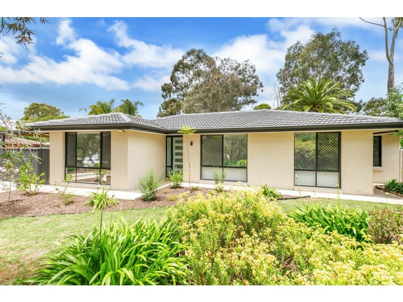 36 Manning Road, Aberfoyle Park SA 5159