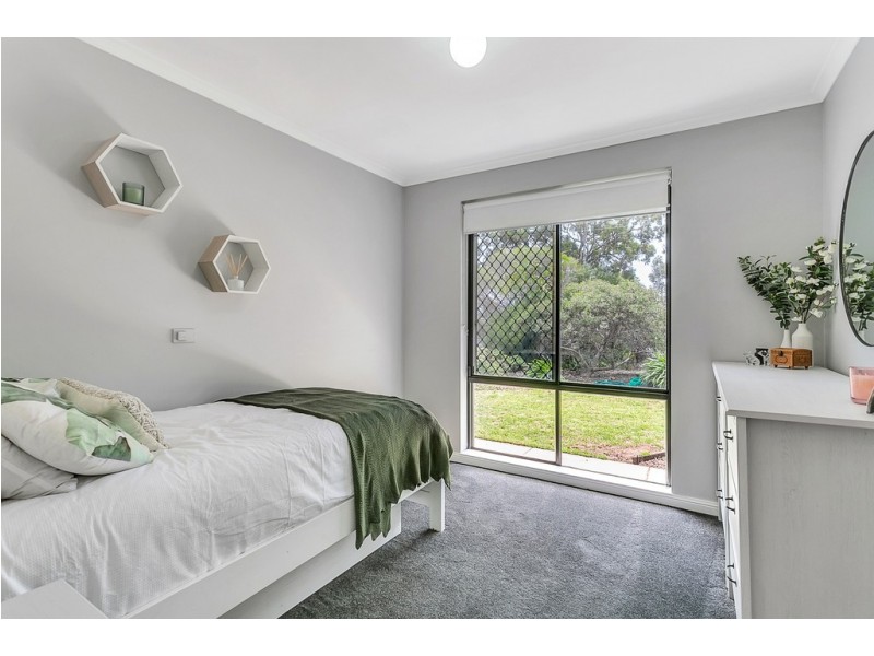 36 Manning Road, Aberfoyle Park SA 5159