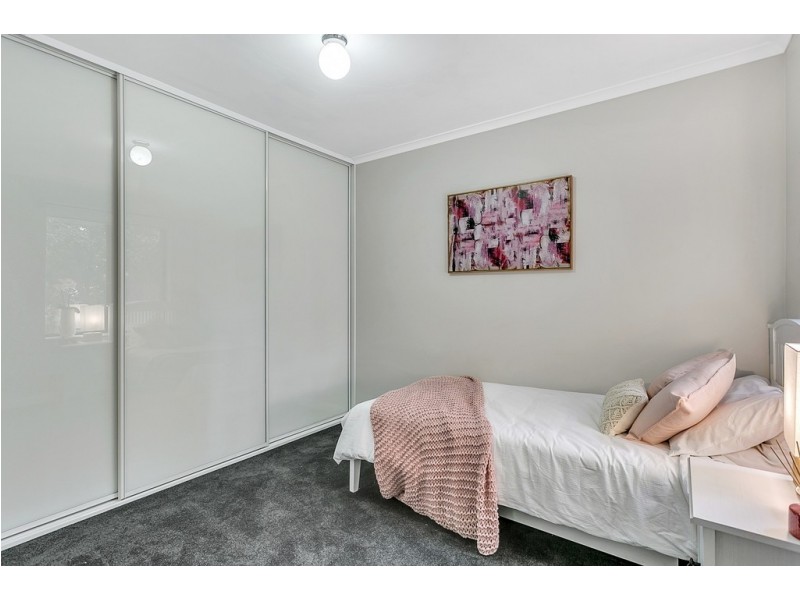 36 Manning Road, Aberfoyle Park SA 5159