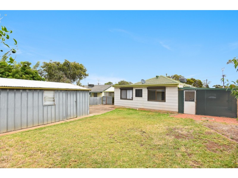 14 Adrian Street, Christie Downs SA 5164
