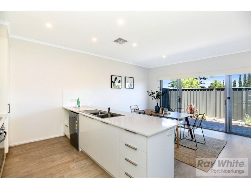 Unit 2 / 64 Second Avenue, Moana SA 5169