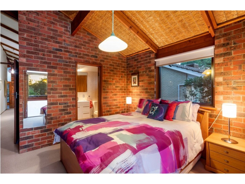 1 Hartley Street, Flagstaff Hill SA 5159