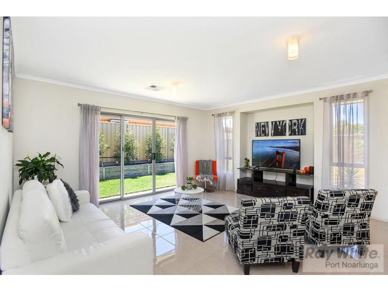 21 Halton Court, Seaford Meadows SA 5169