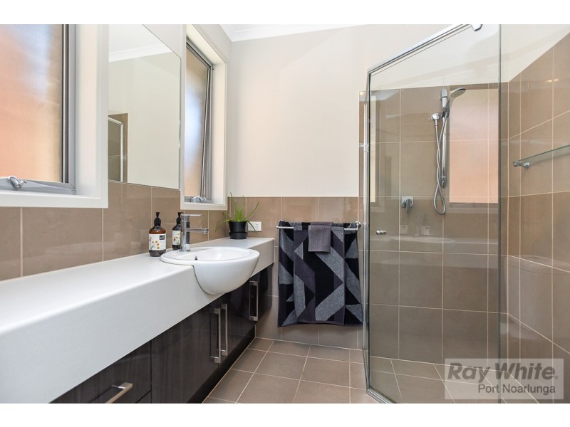 21 Halton Court, Seaford Meadows SA 5169