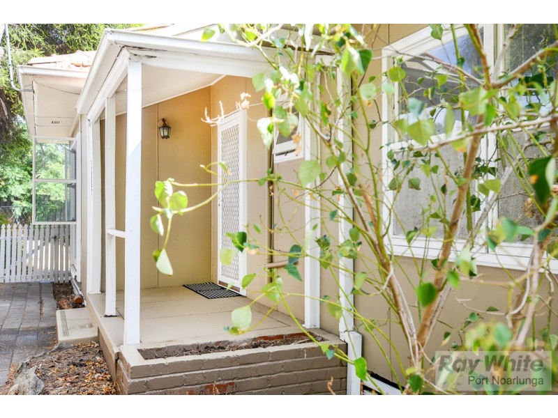 2 Torquay Road, Sturt SA 5047