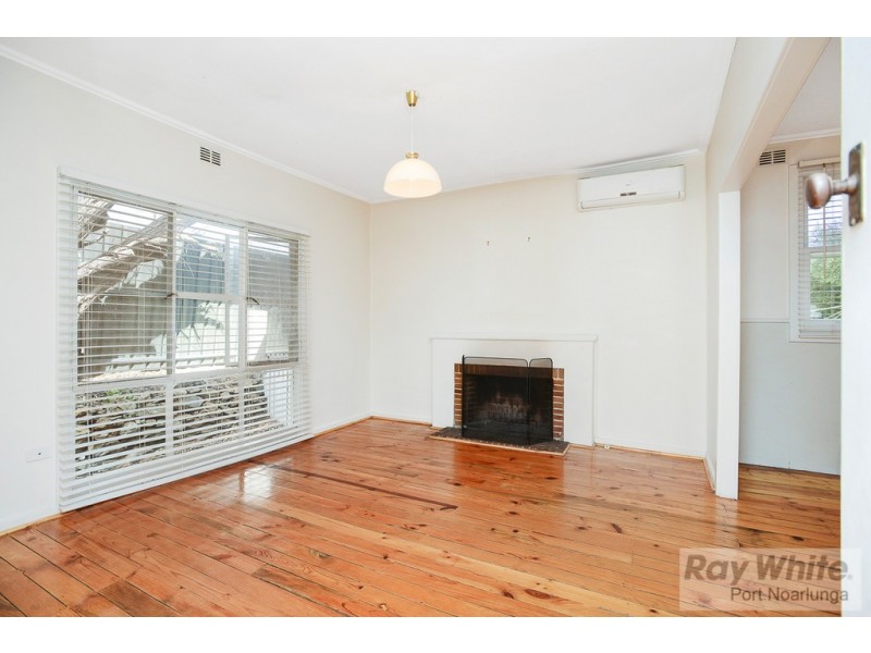 2 Torquay Road, Sturt SA 5047