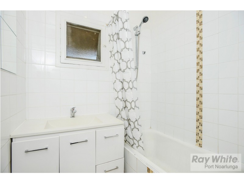 2 Torquay Road, Sturt SA 5047