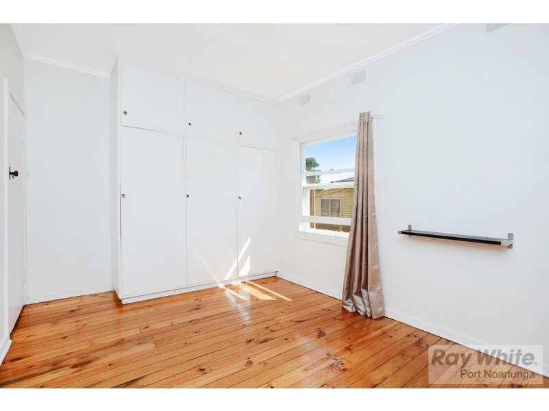 2 Torquay Road, Sturt SA 5047